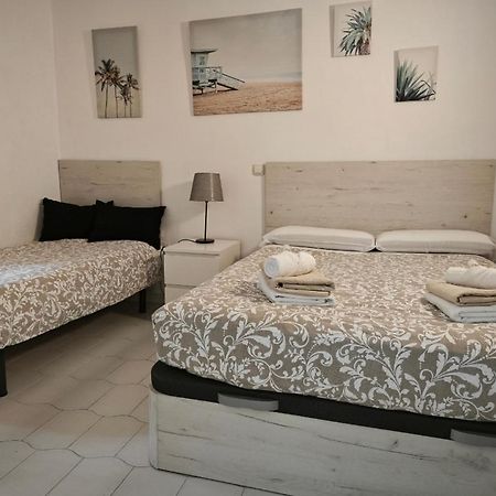 Benalbeach Casa Kito Dreams 1ª Linea Playa Benalmádena Kültér fotó